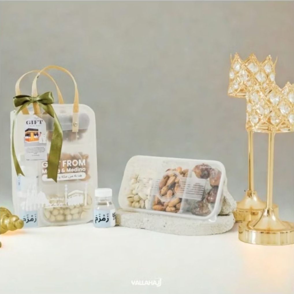 

Oleh-oleh Haji & Umroh Paket Luxury A Totebag/Hampers/Gift Haji dan Umroh