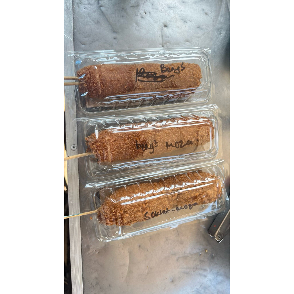 

Corndog frozen besar isian Coklat