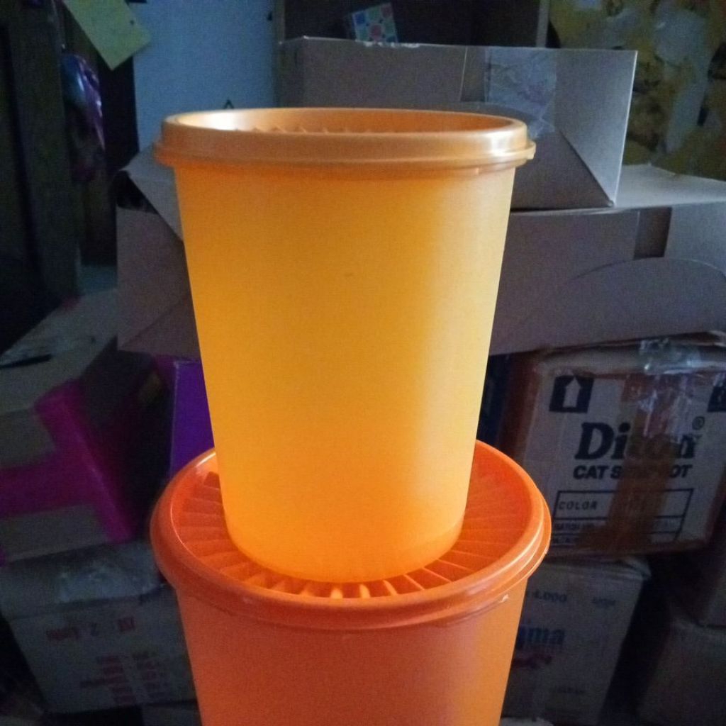 Toples kecil Tupperware 1.2 Lt