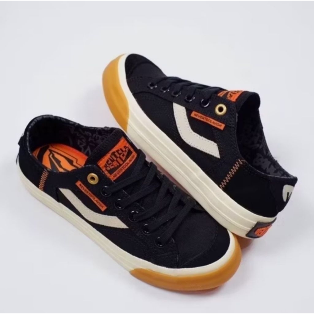 Ventela x NeverTooLavish Hard13 Noir Low