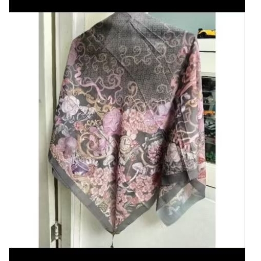 PRELOVED - BUTTONSCARVES WONDERLAND - MOONROCK (NO BOx)