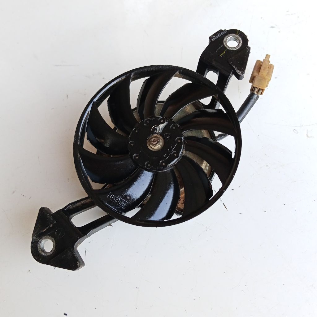 KIPAS PENDINGIN RADIATOR VIXION NEW OLD PNP JUPITER MX 135 NEW LAMA ORI COPOTAN MOTOR 
