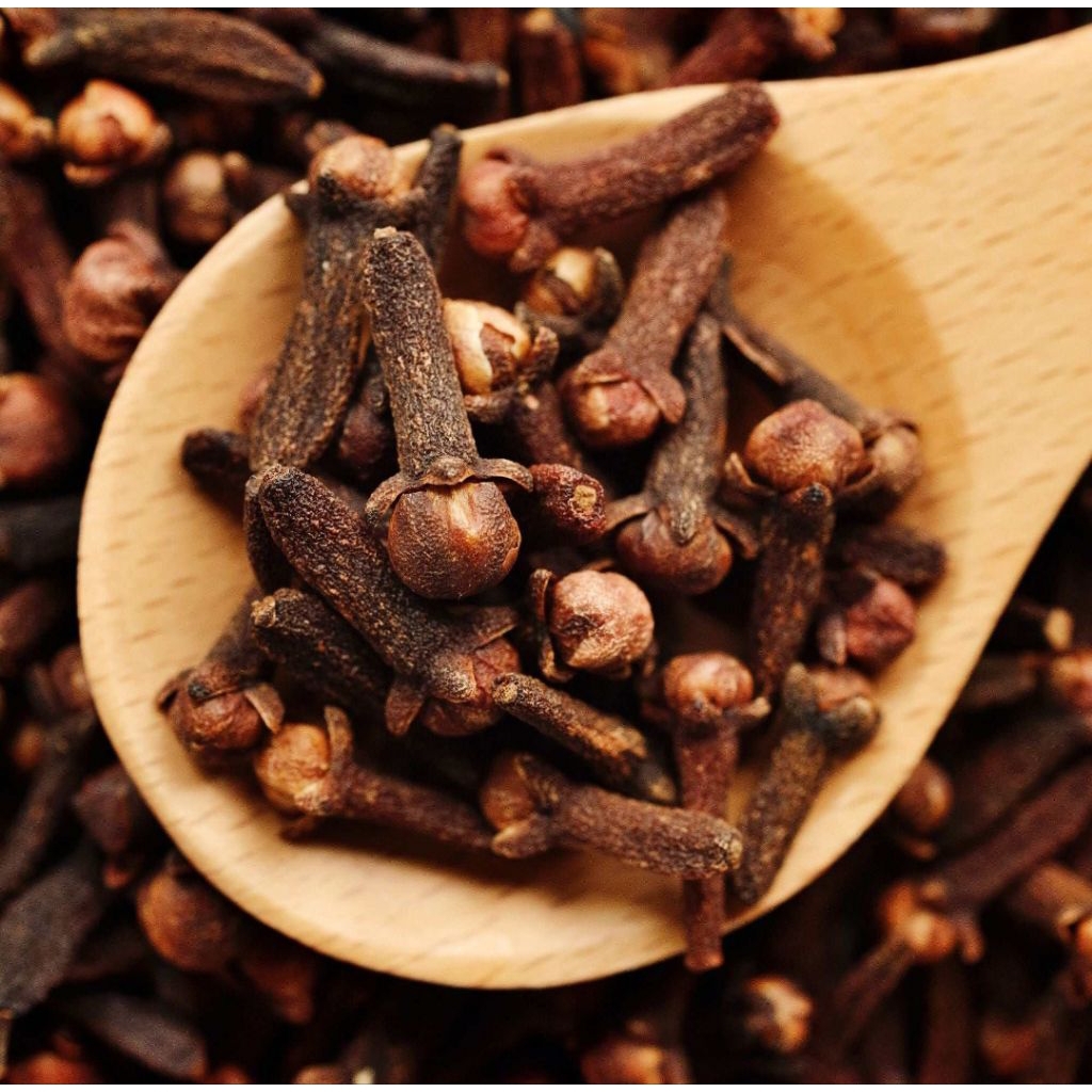 

Cengkeh untuk kesehatan herbal dan alami