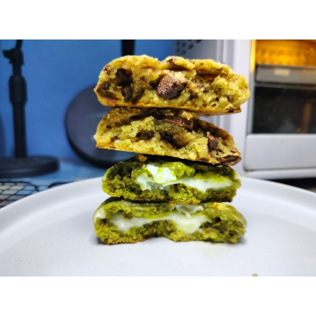 

soft cookies matcha cheese almond coklat almond.