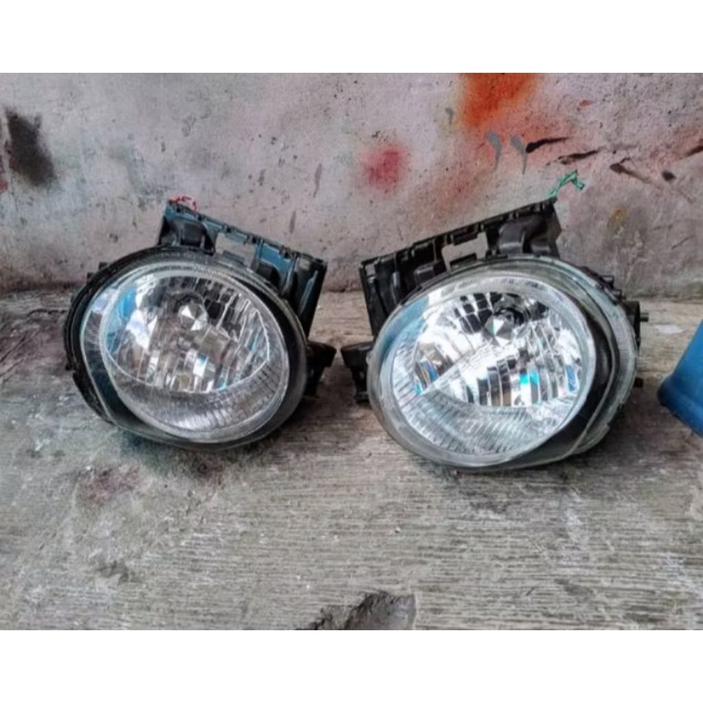 headlamp Nissan Juke lama Hid
