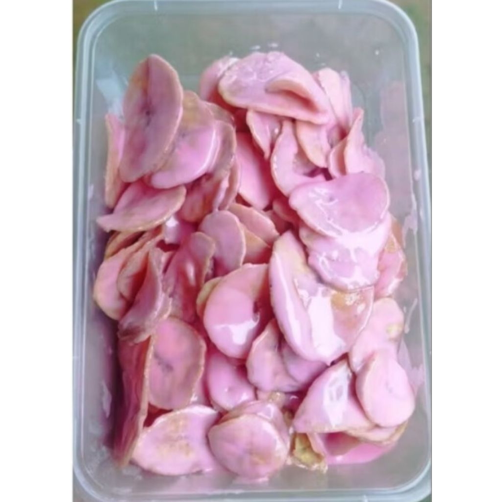 

keripik pisang coklat varian stroberi, 150 gram kemasan thinwall 500 ml