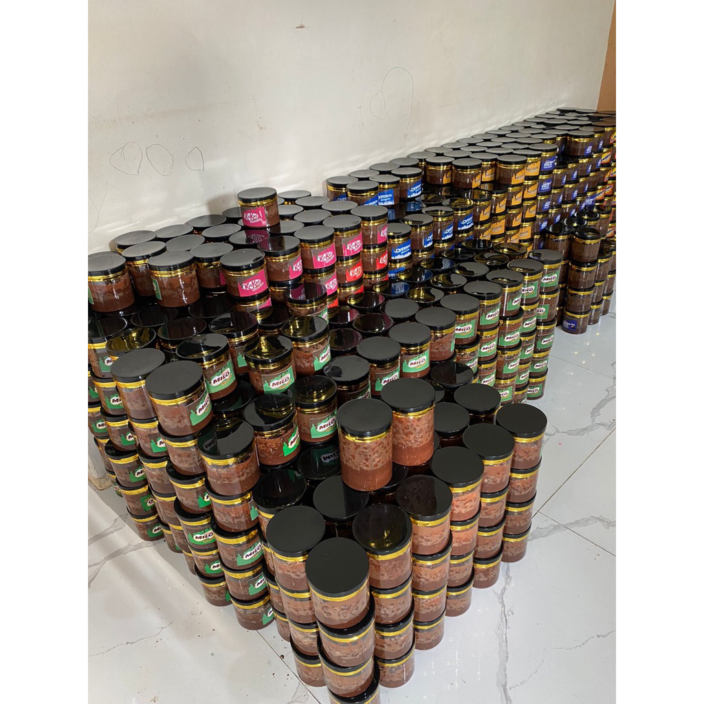 

3 PCS Chocojar Ori Malaysia