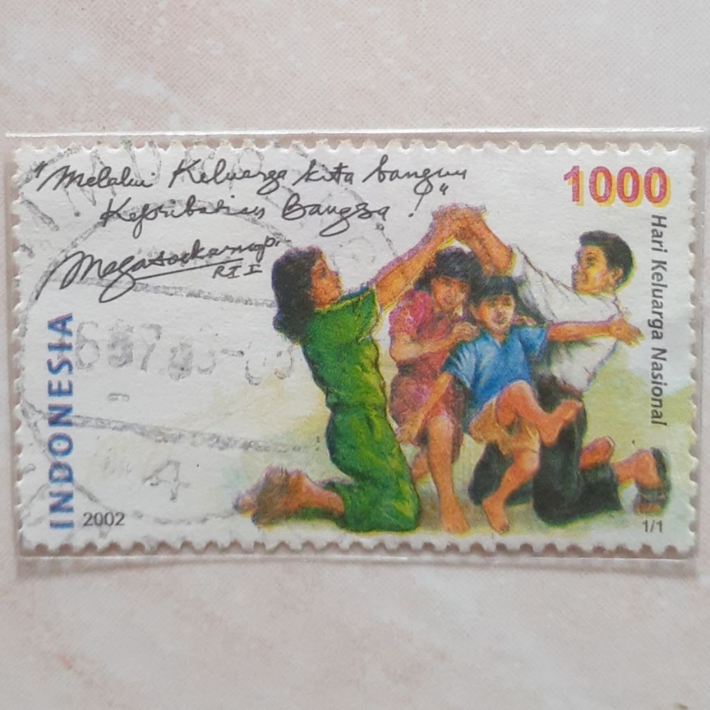 

(ID9) Perangko Indonesia Hari Keluarga Nasional Tahun 2002