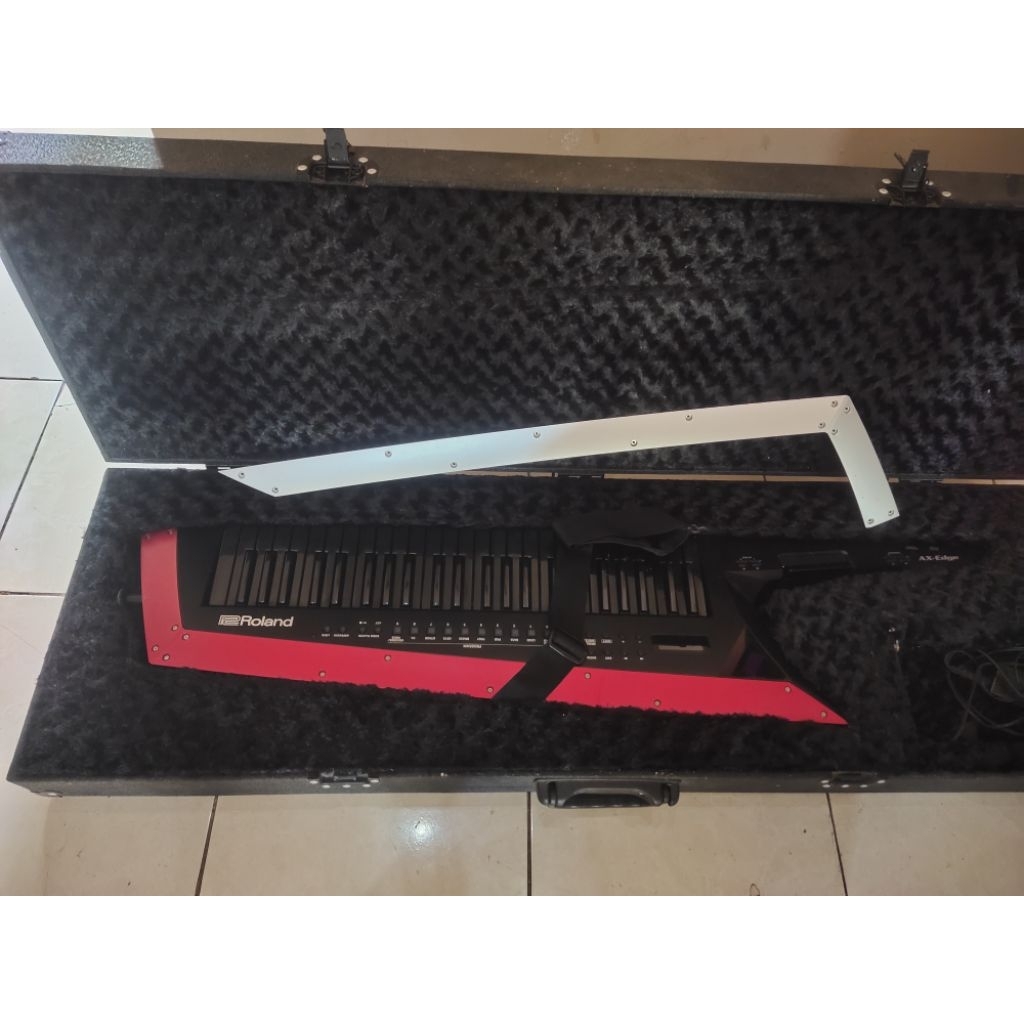 ROLAND KEYTAR EDGE