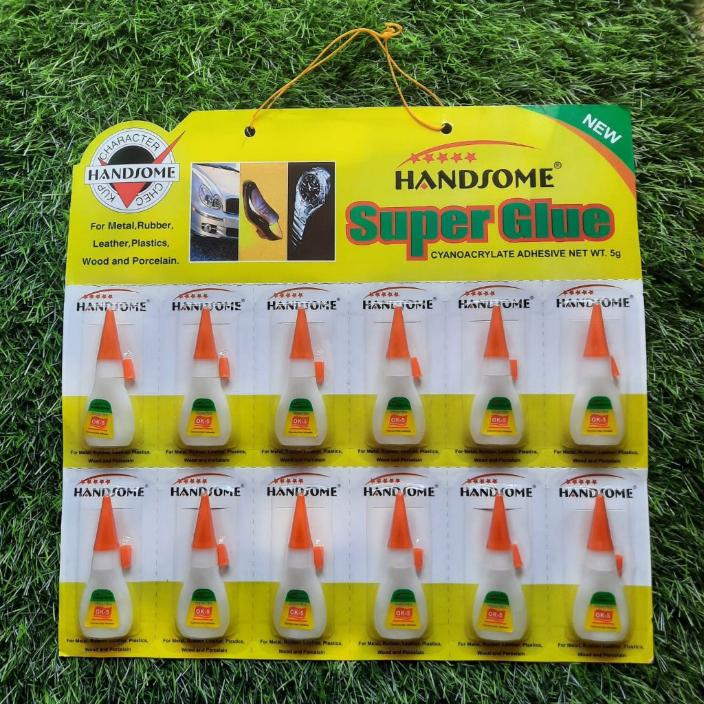 

Lem Serbaguna Merk Handsome Renteng Isi 12pcs Lem Cair Murah