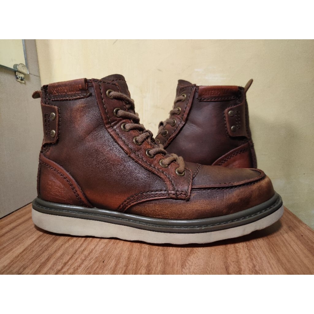 SEPATU Caterpillar BEKAS/SECOND SIZE 40