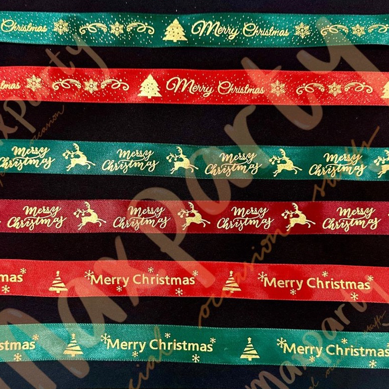 

Pita Hampers Satin Natal Per Roll 25 Yard Emboss