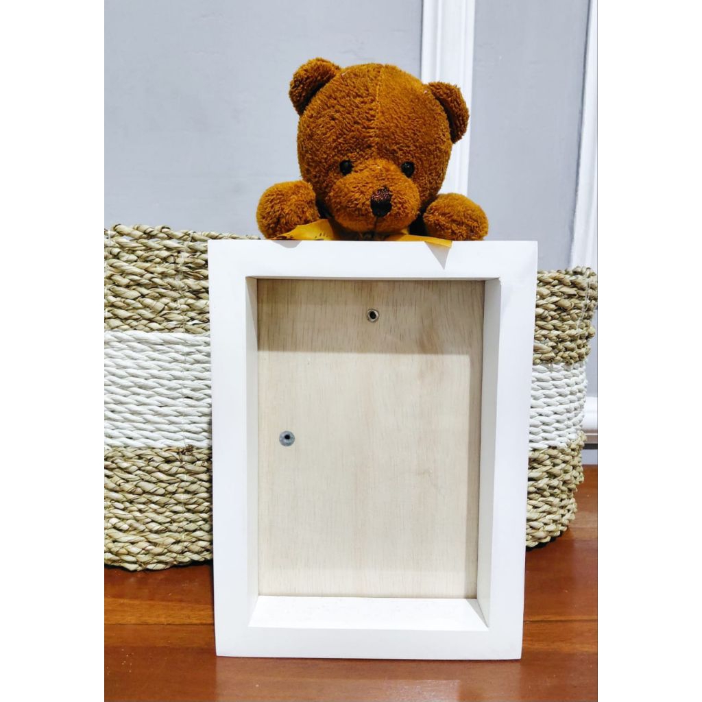 BINGKAI / PIGURA / FRAME 4R MINIMALIS PUTIH KAYU