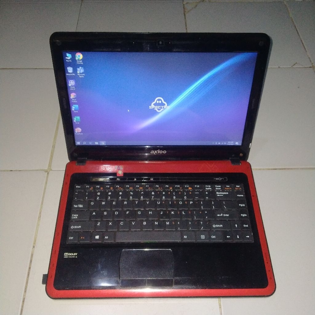 Laptop mulus Axioo Neon HNM Intel Pentium R Ram 2 HDD 320 GB Win 10 Baterai Awet