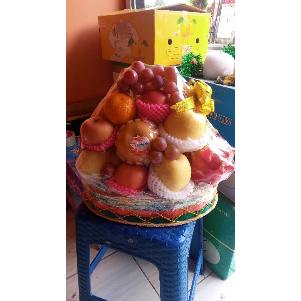 parcel buah kranjang oval#parcelbuah#parcelbuahsehat#buahsegar#parcelulangtahun#parceljakarta#hamper