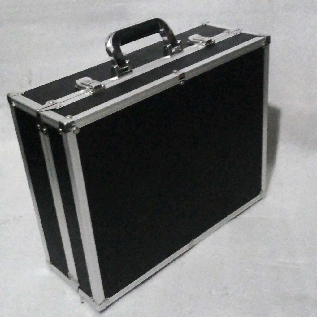 HARDCASE KOPER MIXER SOUNDCRAFT EFX 8CH