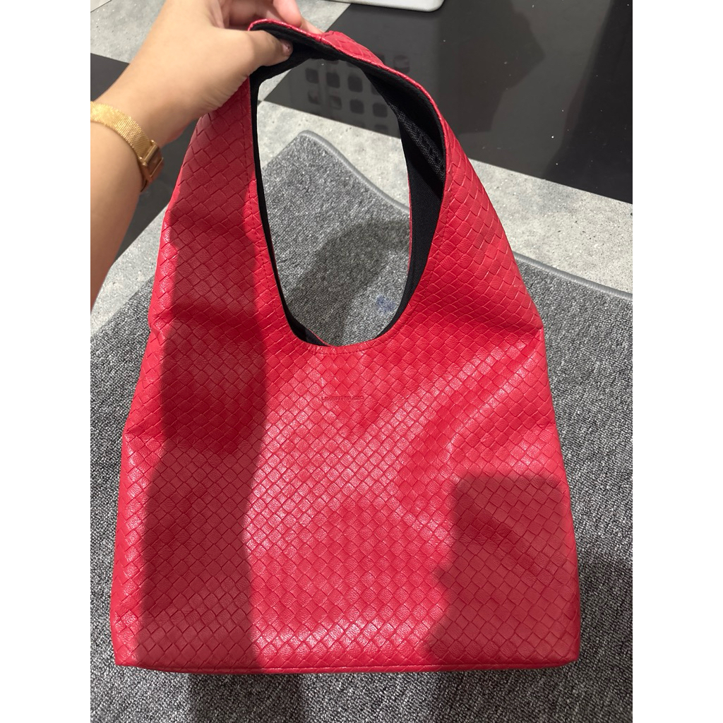 Preloved limited studio tartan red cloud bag medium