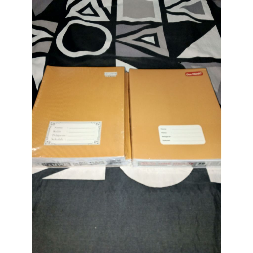 

Buku Tulis A5 Cover SAMPUL COKLAT 10PCS 38 Lembar, Buku sekolah KRAFT 1PAK KWARTO