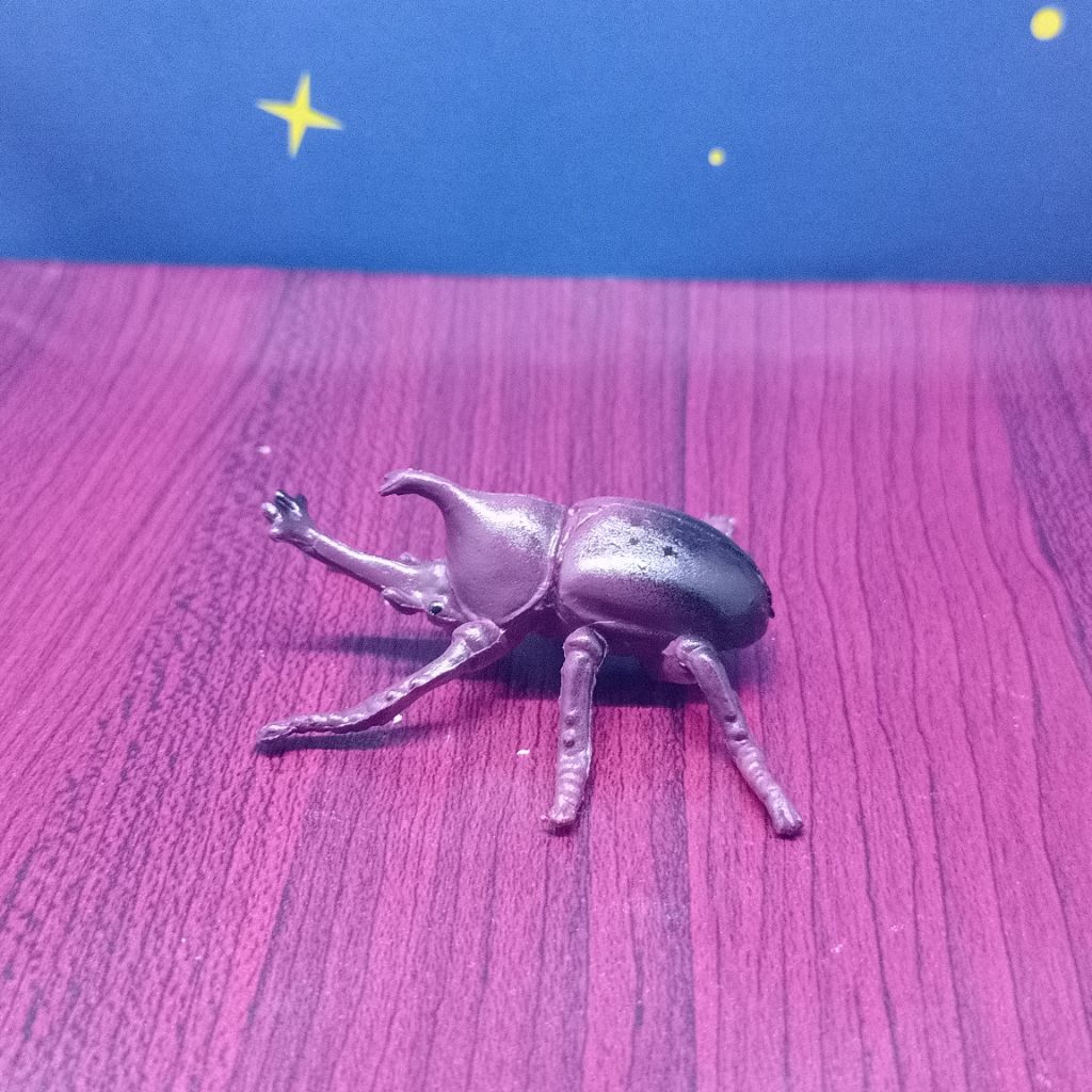 Mainan Edukasi Anak Figure Binatang Serangga Kumbang Tanduk