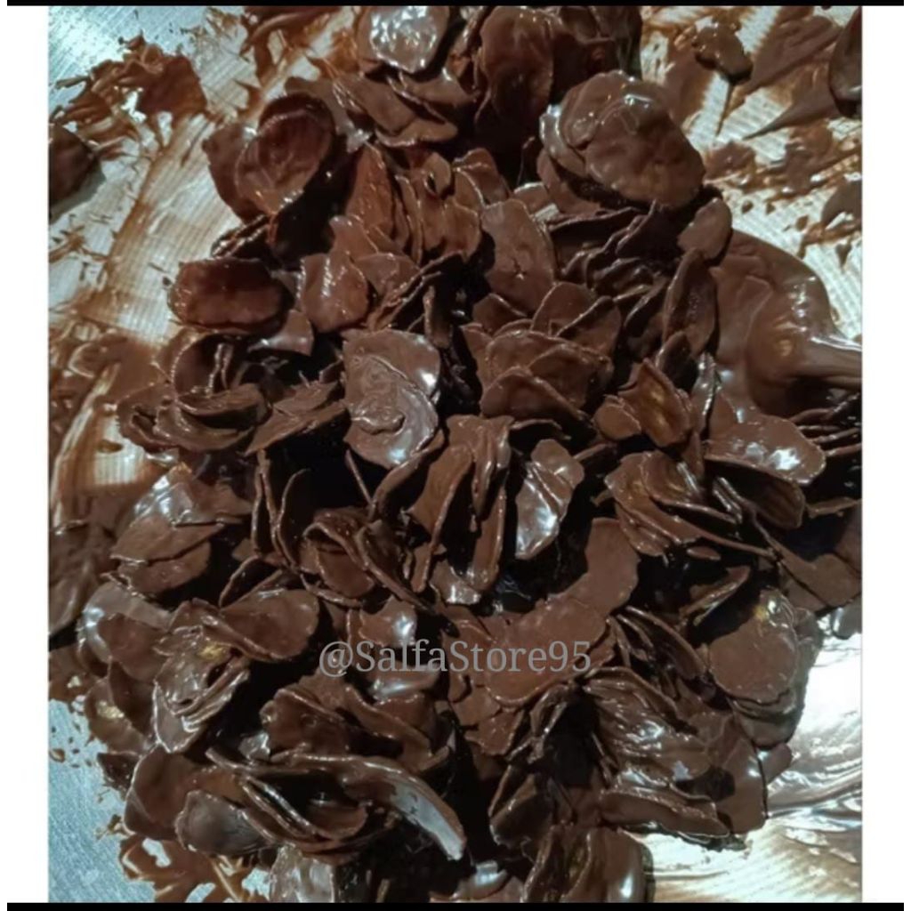 

Keripik Pisang Coklat Lumer Box500ml 100gr