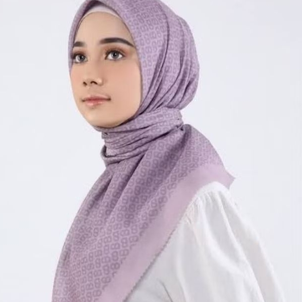 The Tapis Lotus Buttonscarves
