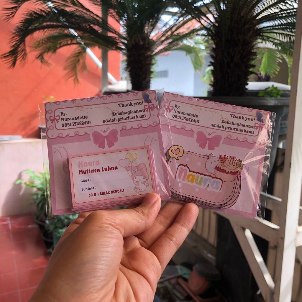 

Label Nama Anak Perempuan Custom Lucu – Stiker Nama Sekolah | 1 Pak isi 15 | Desain Karakter Lucu