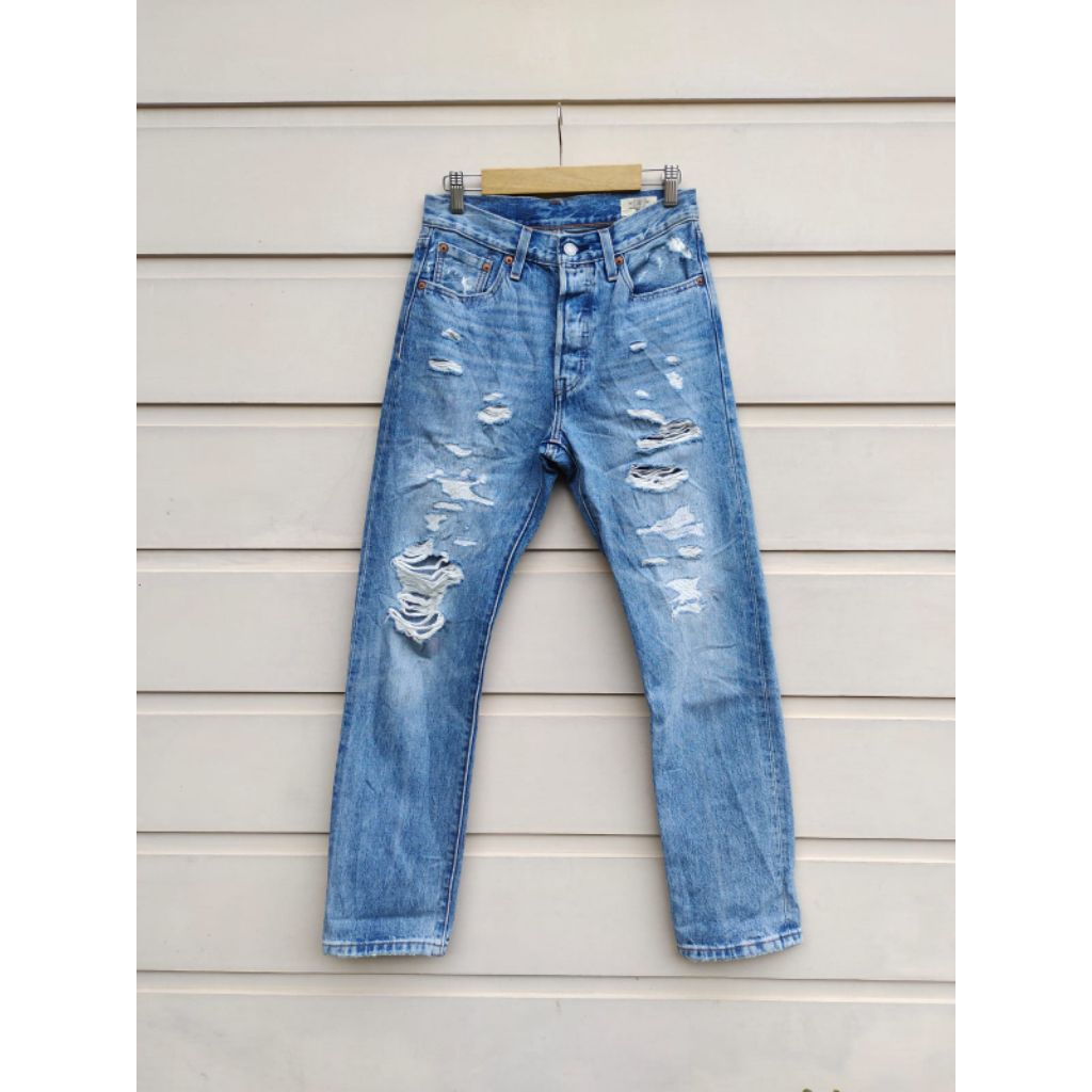Levi's 501 anniversary 150 selvedge ripedSize