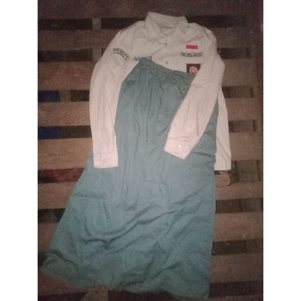 seragam putih abu smkn 1 turen preloved
