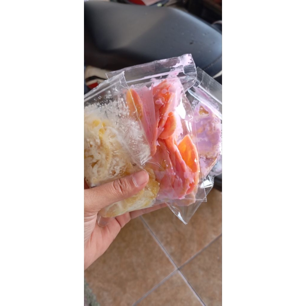 

kripik pisang lumer kemasan ekonomis 1500an