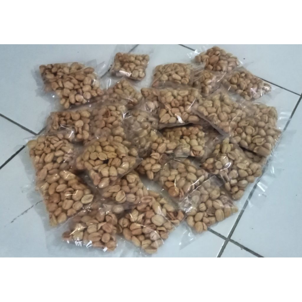 

Kacang Bawang Kemasan Sachet