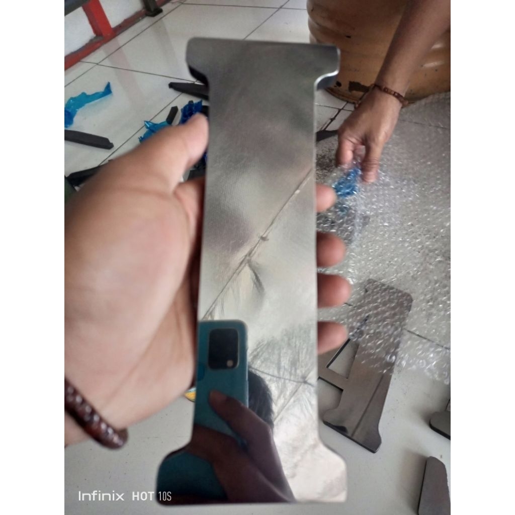 Stainless, Spon Huruf timbul 20cm