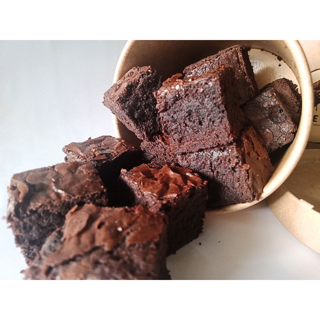 

Fudgy Brownies in cup