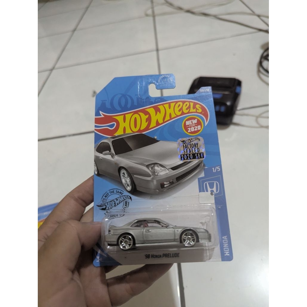 HOT WHEELS 98 HONDA PRELUDE FACTORY SEALED 2020