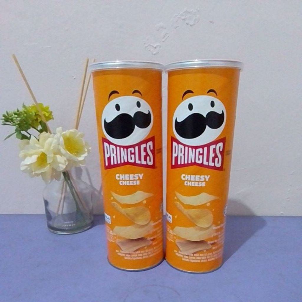 

PRINGLES CHEESY UKURAN 102 GRAM EXPIRED MARET 2026