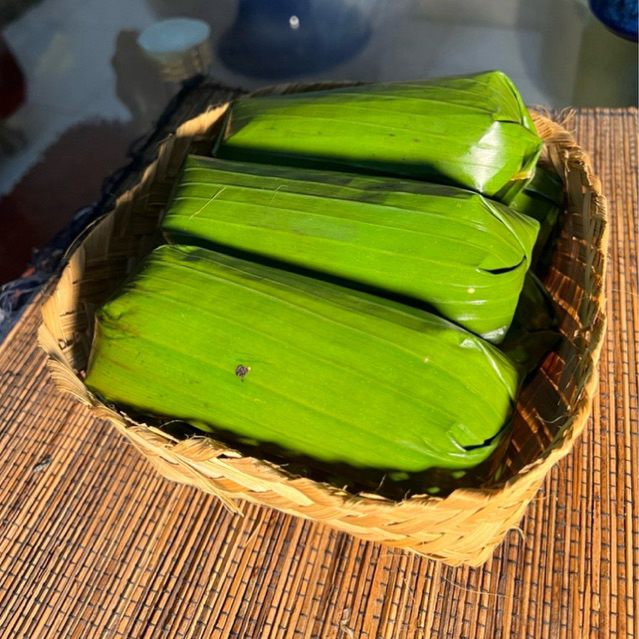 

ULEN KETAN BANDUNG ASLI / ULI KETAN / JADAH MAKANAN SEHAT ENAK LEGIT NETTO 1 KG