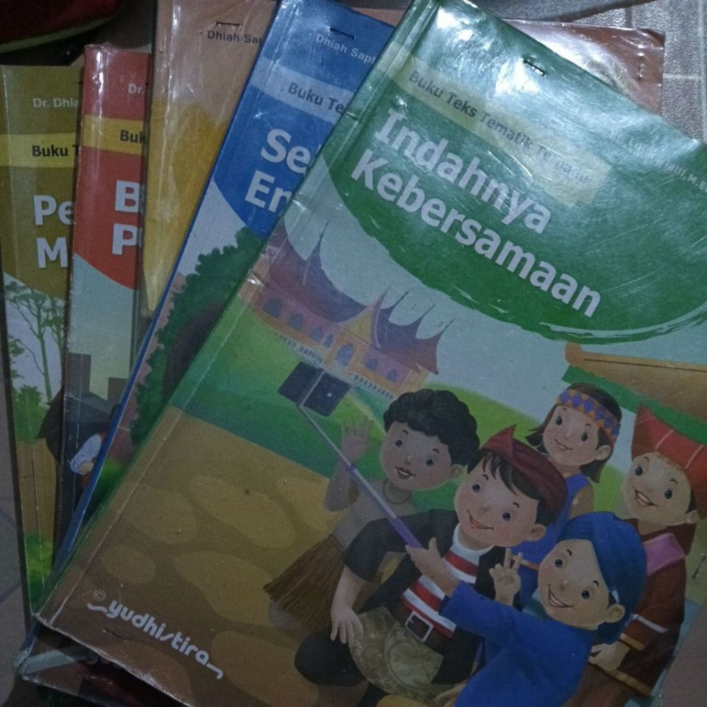 buku tematik kelas 4 yudistira/Bupena kelas 4/matematika/seni rupa/pendidikan pancasila