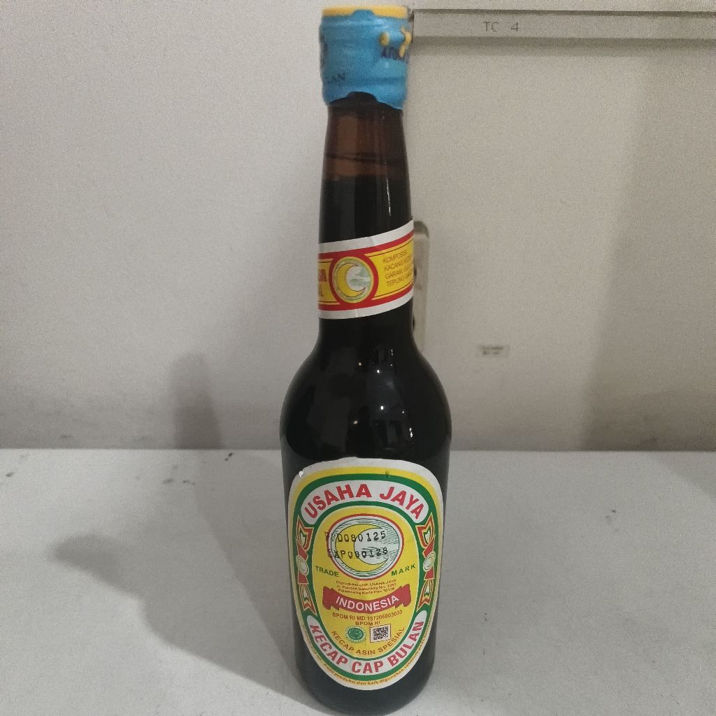 

Kecap Asin Spesial / Kecap Cap Bulan / Kecap Asli Khas Palembang 620ml