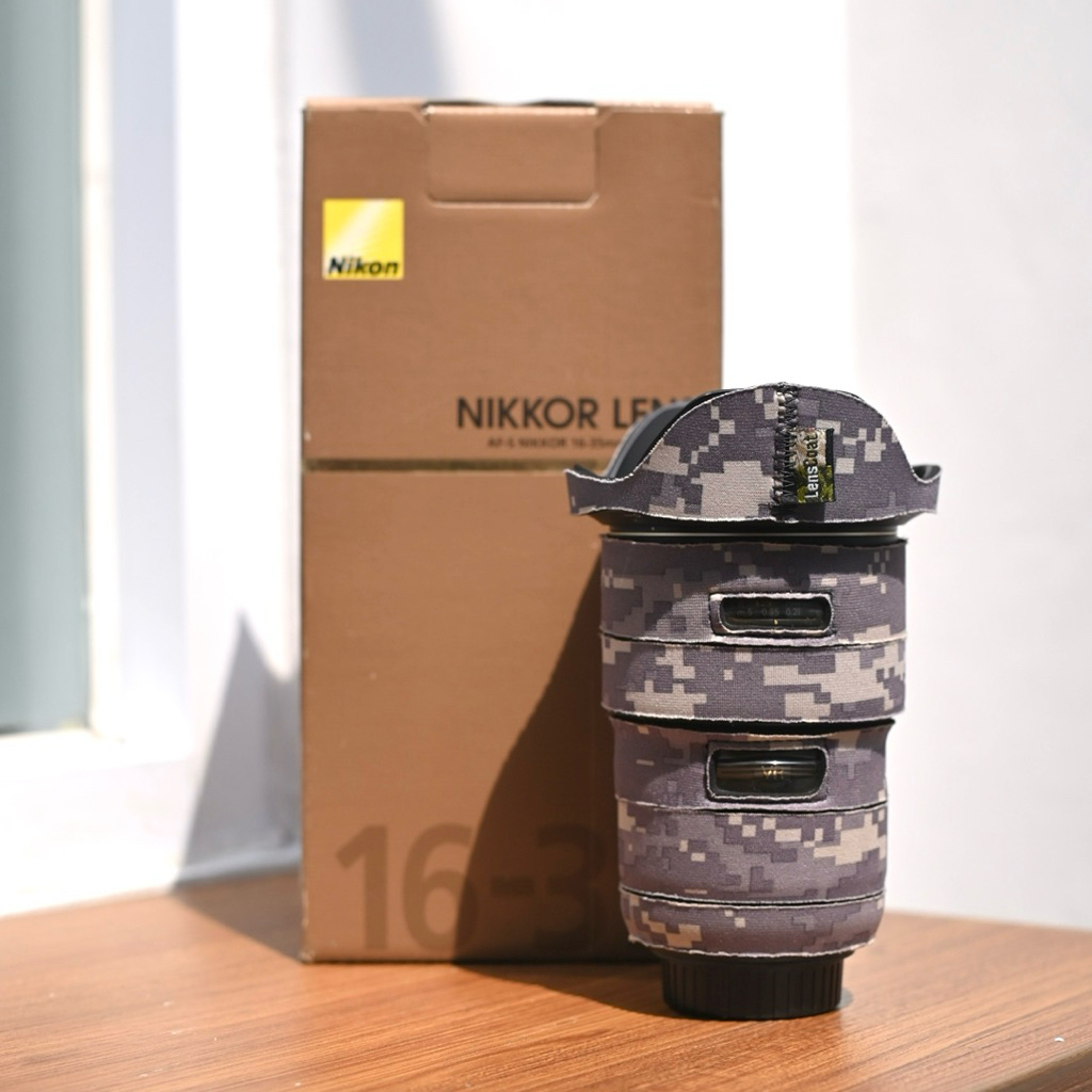 Nikon AFS 16-35mm F/4 with lenscoat