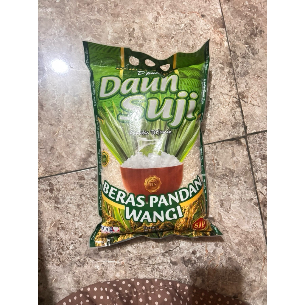 

BERAS MERK DAUN SUJI BERAT 3 KG BERAS DAUN SUJI 3KG MURAH MERIAH BISA INSTANT