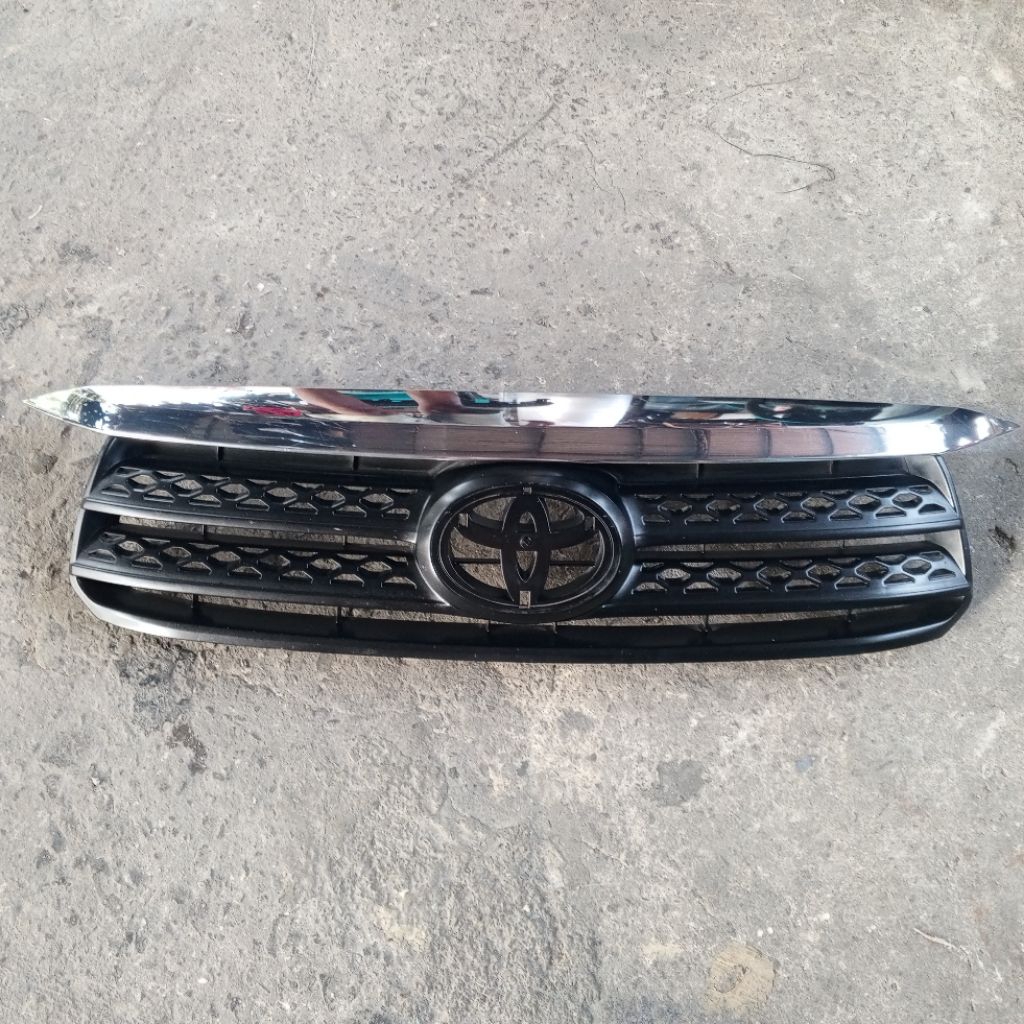 Grill Grille Mobil Fortuner Vrz 2008 2009 2010 Original Copotan