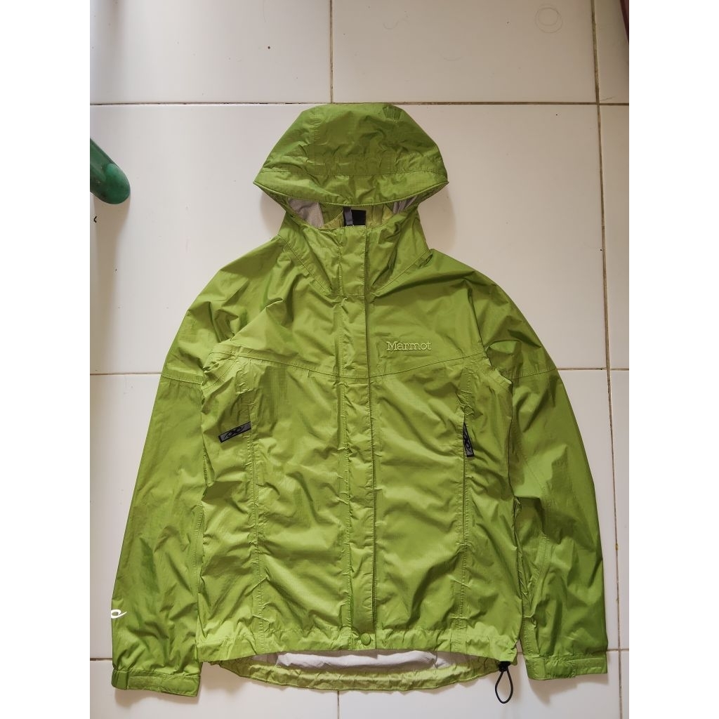 jaket outdoor marmot