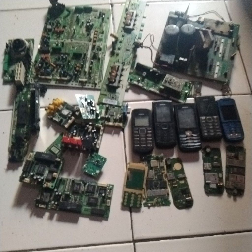 limbah elektronik