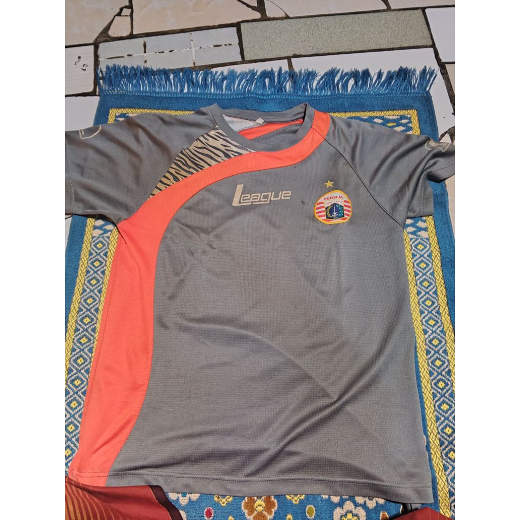 borong 2 jersey persija 2012 bekas