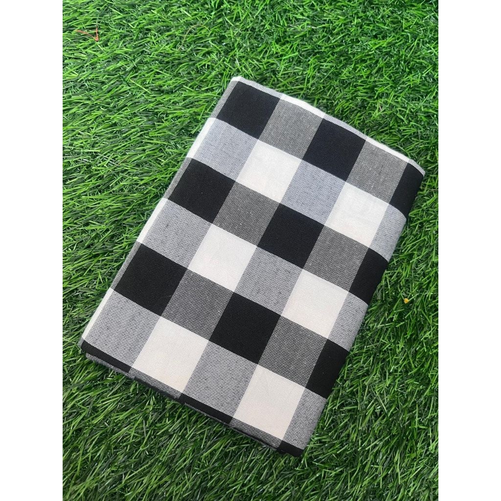 Kain kotak Hitam corak Bali, Kain Kotak Hitam Poleng Bali, Panjang 50 Cm Lebar 150 Cm Kain termurah,