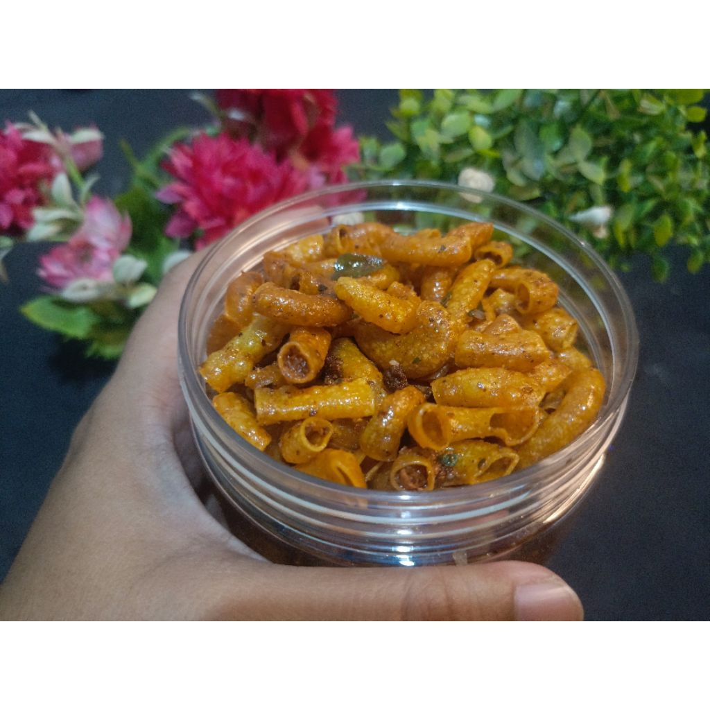 

Makaroni Pedas Daun Jeruk
