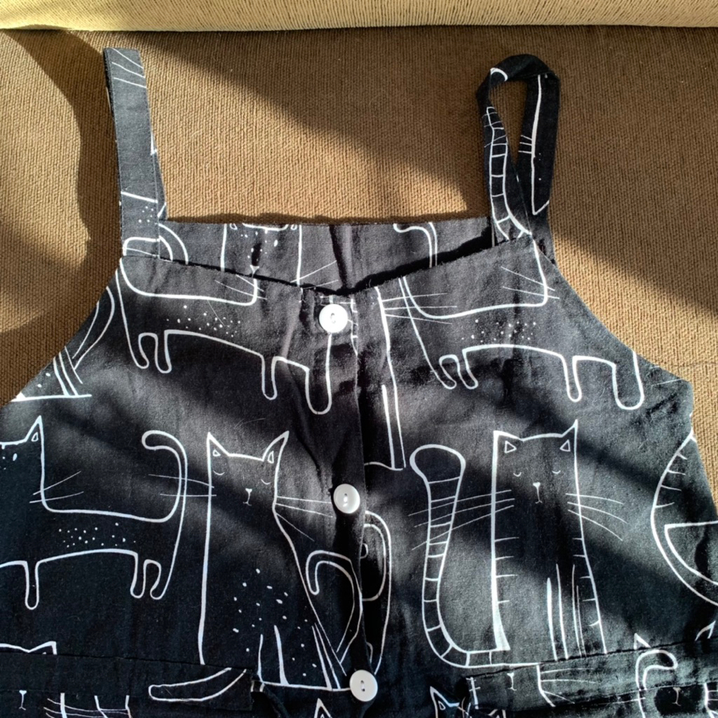 Dress Cat Jumpsuit Black and White Jeans Hitam Putih