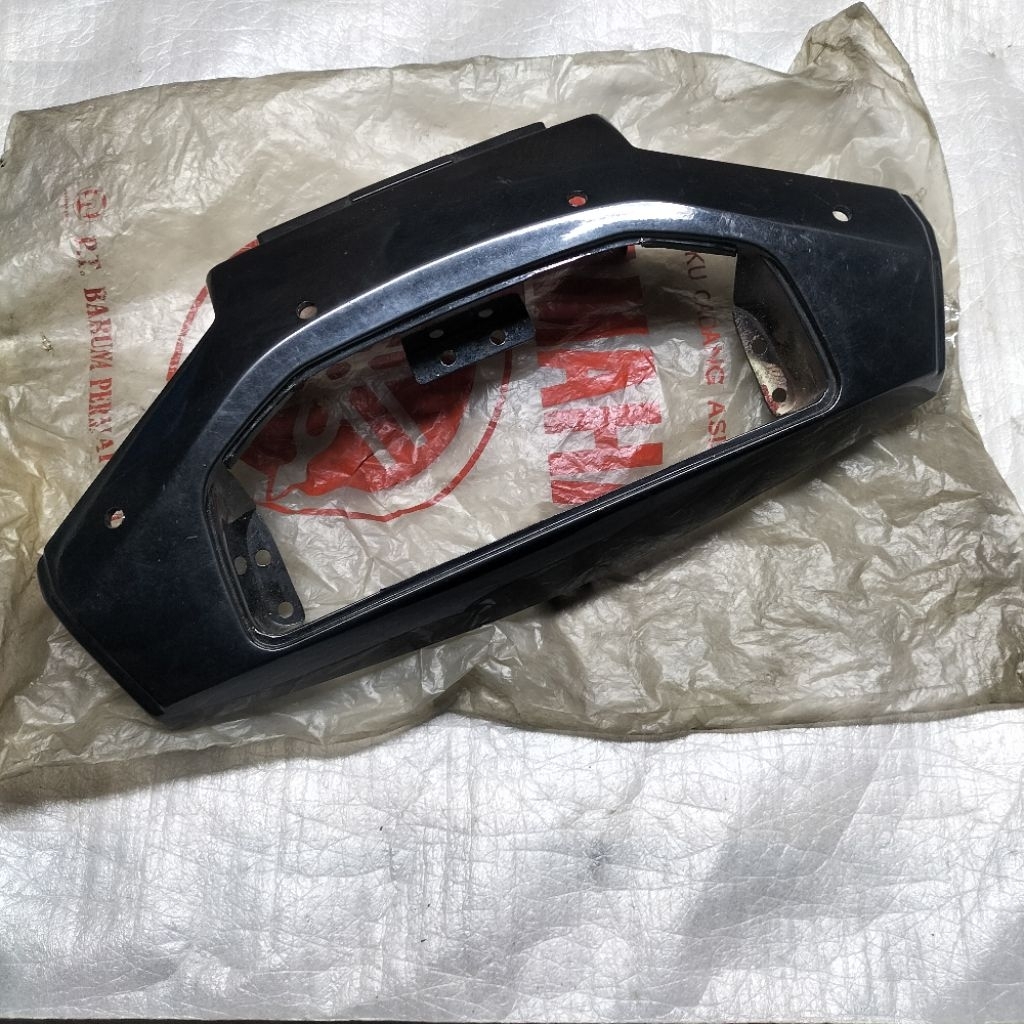 BATOK LAMPU DEPAN YAMAHA V80 SUPER DELUXE ROBOT ORIGINAL NOS