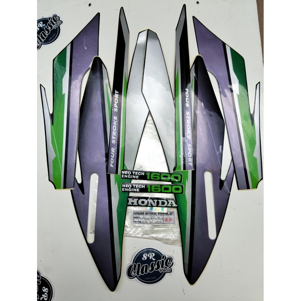 Sticker striping laminasi Honda gl pro neotech 1600 1997 good quality detail orinya barang sok lama
