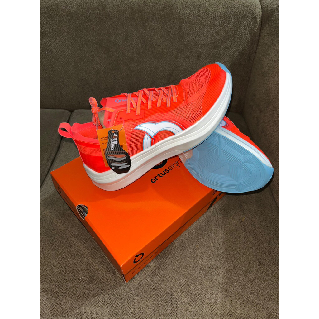 Ortuseight Hypersonic 1.3 Carbon Plate