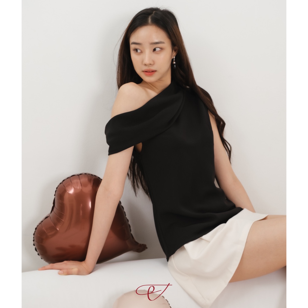 Byetta — Nobel Top | Off Shoulder Top | One Shoulder Top | Asymmetrical Top | Atasan Wanita